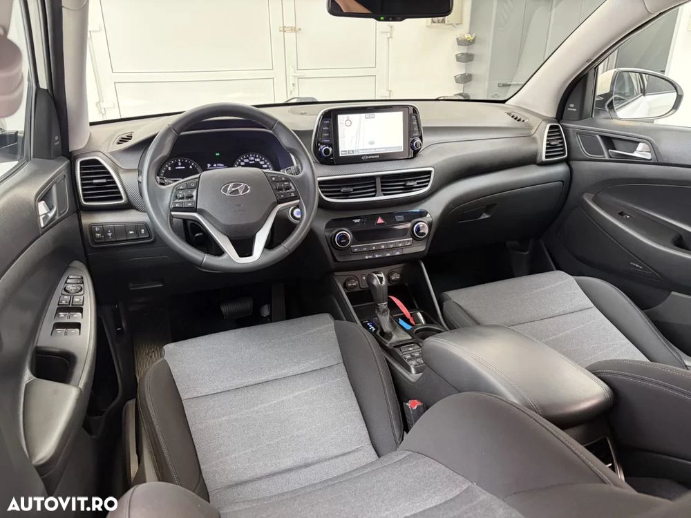 Hyundai Tucson - 8