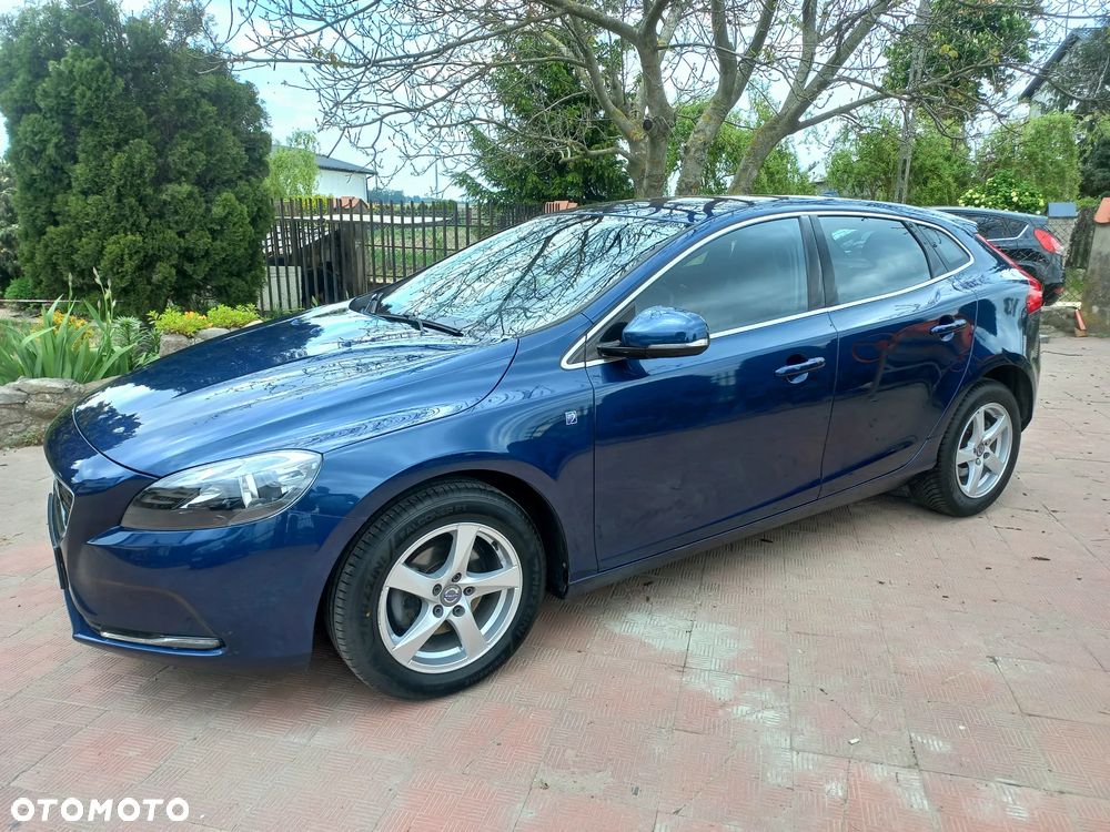 Volvo V40 - 23