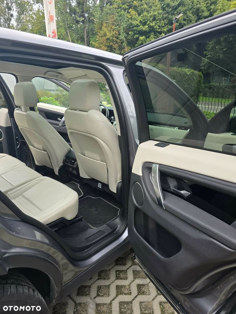 Land Rover Discovery Sport 2.0 TD4 HSE - 12