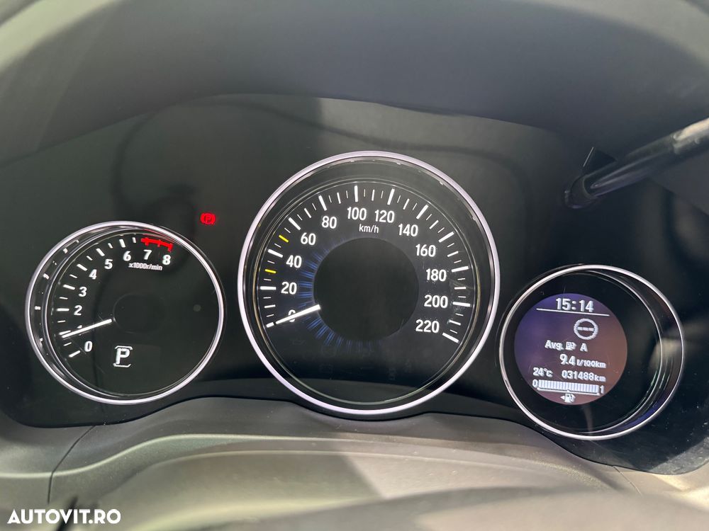 Honda HR-V 1.5 i-VTEC 4x2 CVT Elegance - 12