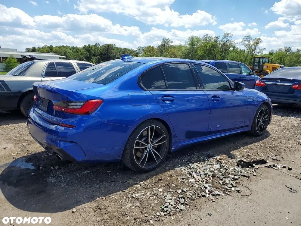BMW Seria 3 330i xDrive M Sport sport - 5