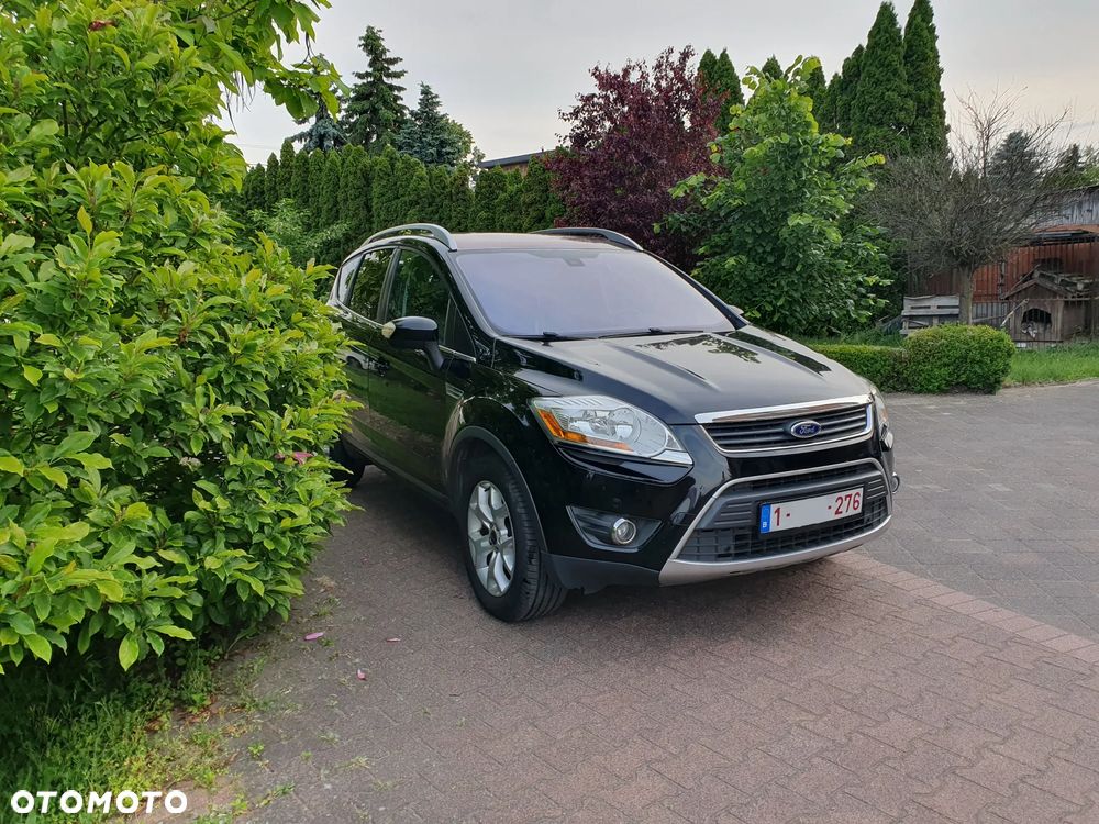 Ford Kuga 2.0 TDCi 2x4 Titanium - 3