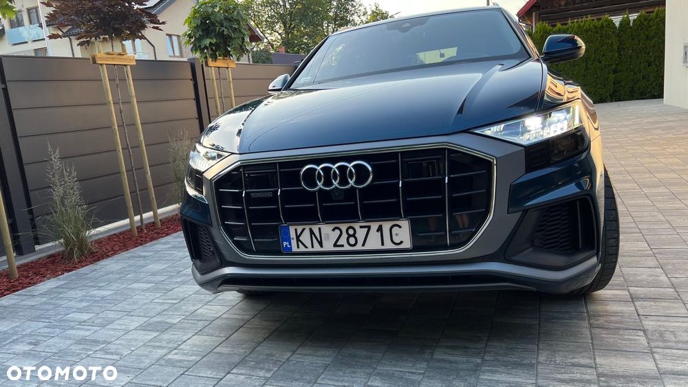 Audi Q8 - 6