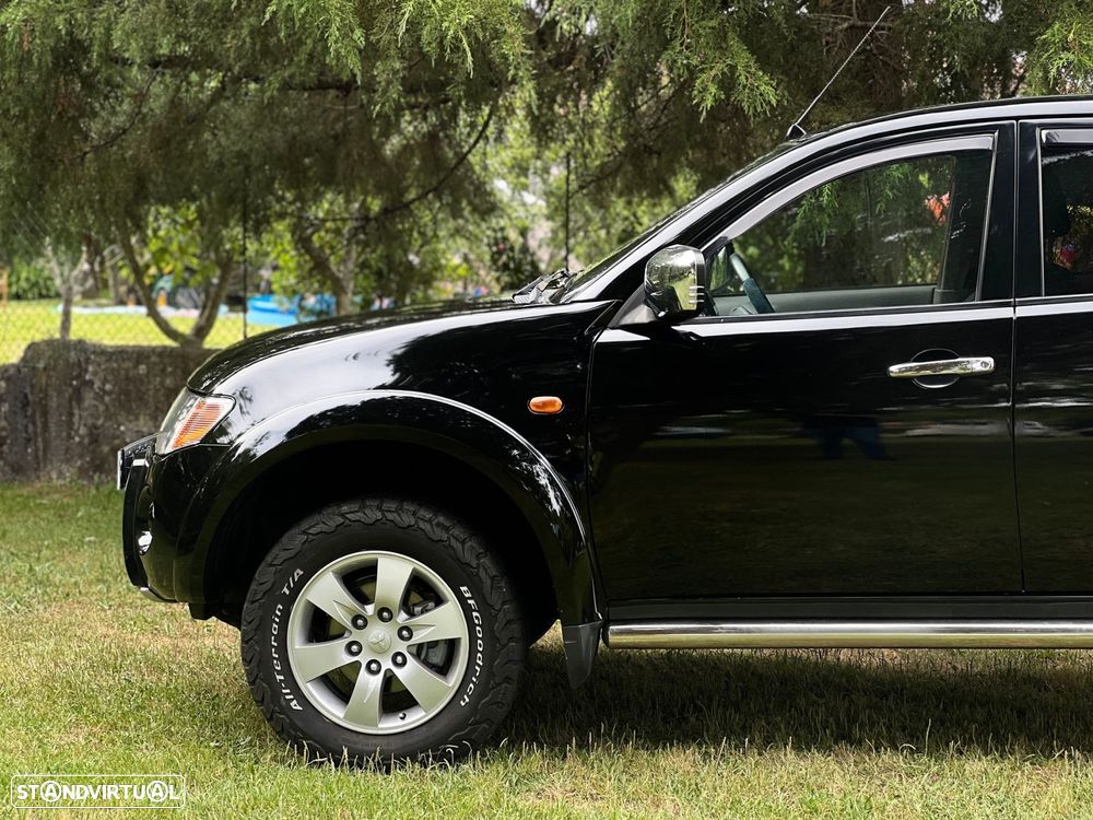 Mitsubishi L200 Pick Up 4x4 Intense Cabine Dupla - 54