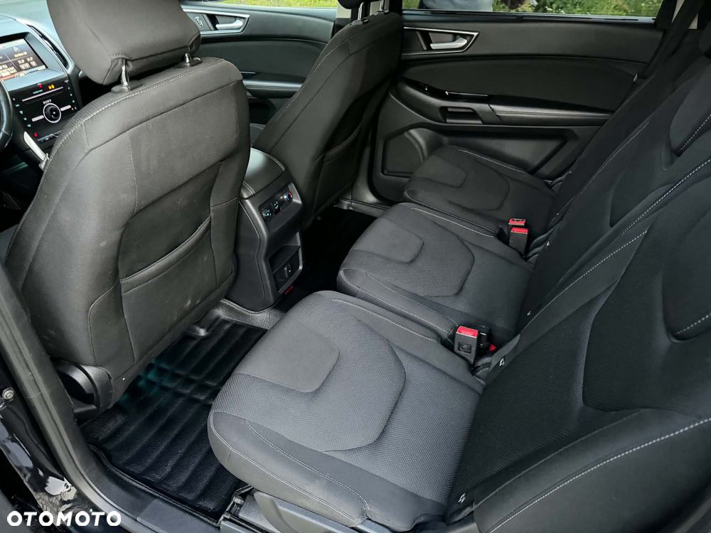 Ford S-Max - 8