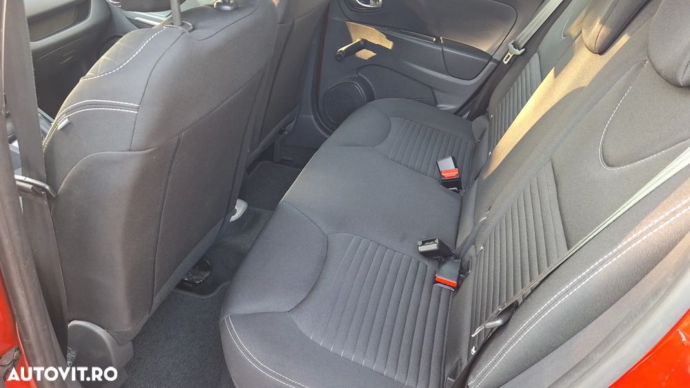 Renault Clio - 15