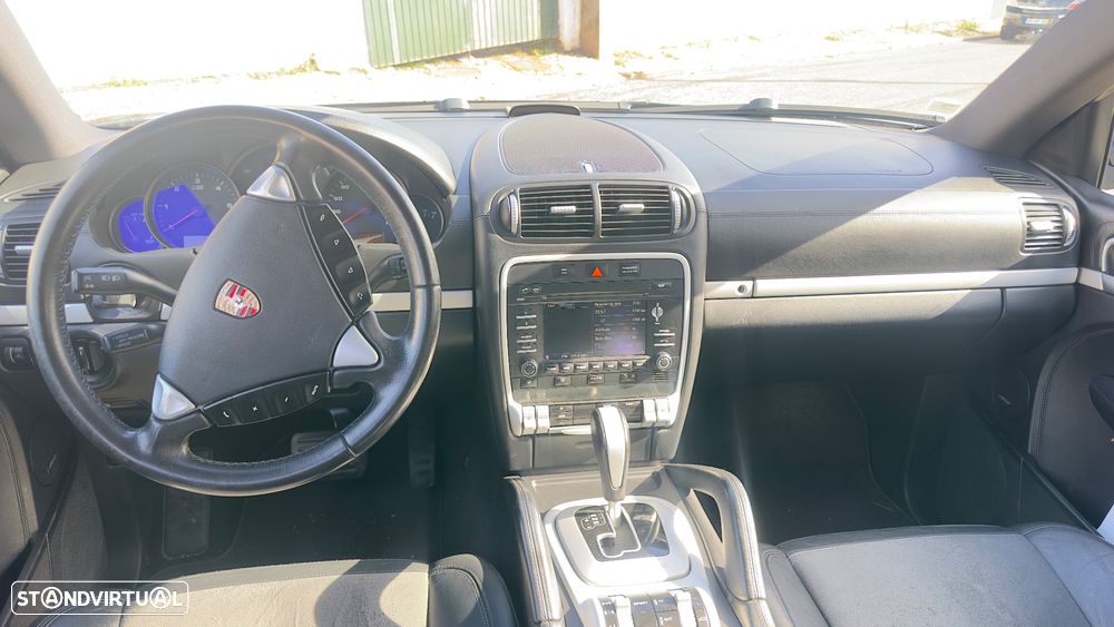 Porsche Cayenne Tiptronic - 10