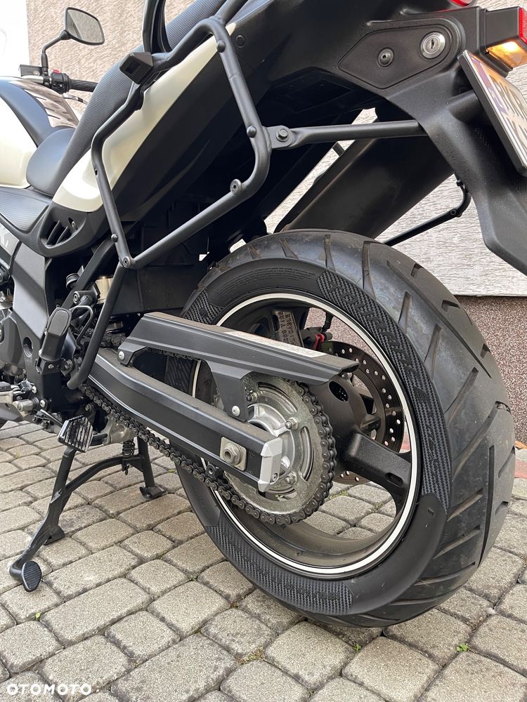 Suzuki V-STROM - 8