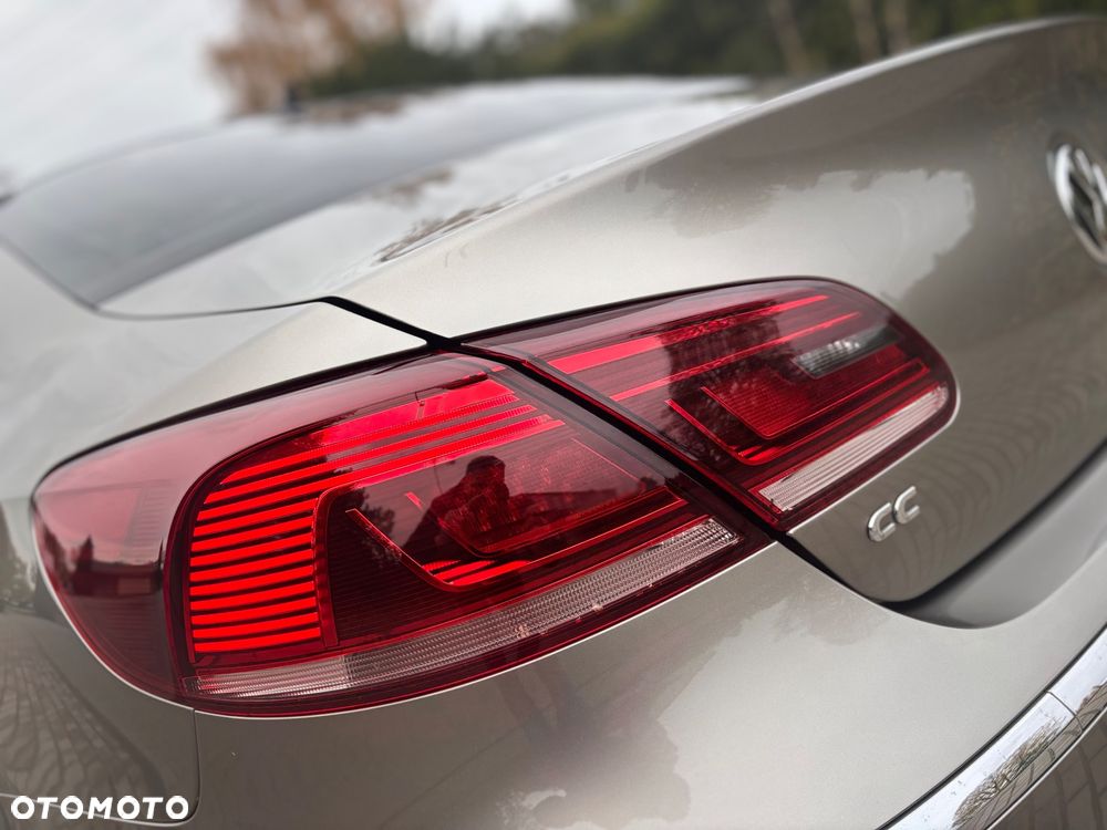 Volkswagen CC 2.0 TDI BlueMotion Technology - 25