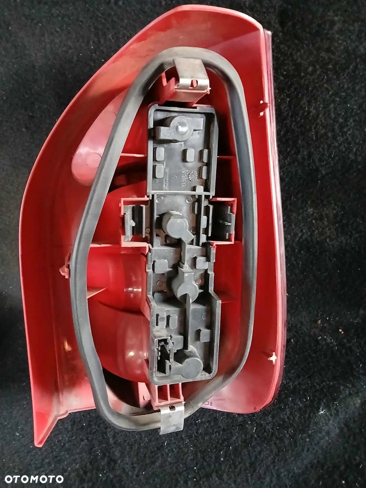 Citroen Xsara Picasso Lift lampa tylna - 3