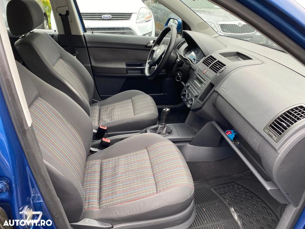 Volkswagen Polo 1.2 Comfortline - 12