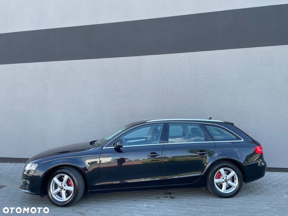 Audi A4 Avant - 10