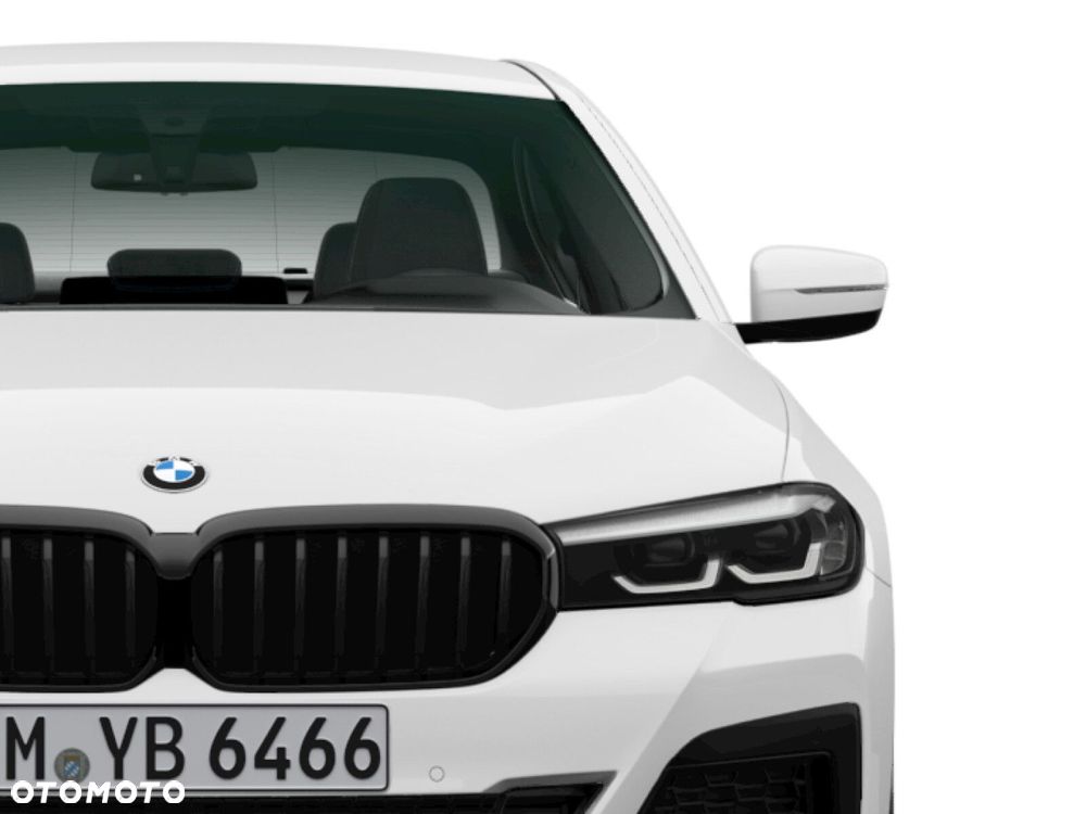 BMW Seria 5 520d xDrive M Sport sport - 5