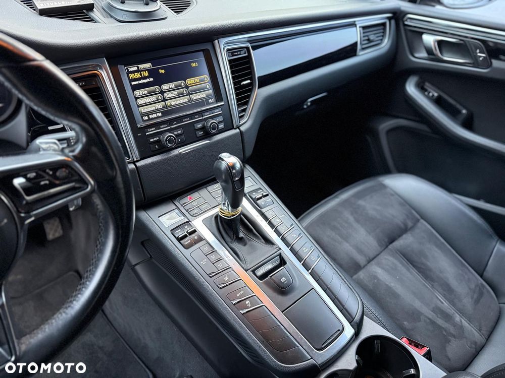 Porsche Macan - 18