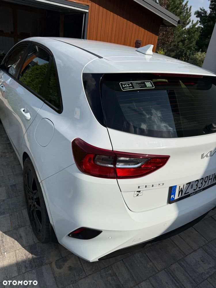 Kia Ceed 1.5 T-GDI Business Line - 14
