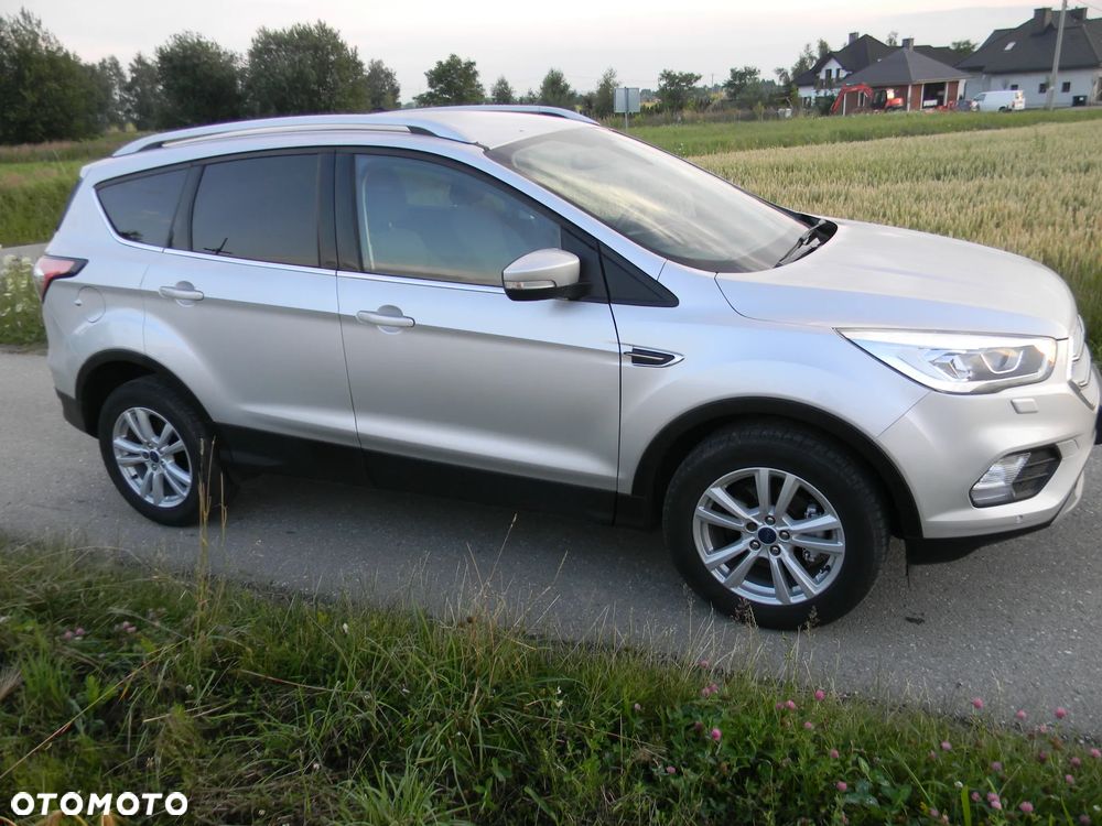 Ford Kuga 1.5 EcoBoost 2x4 Business Edition - 17