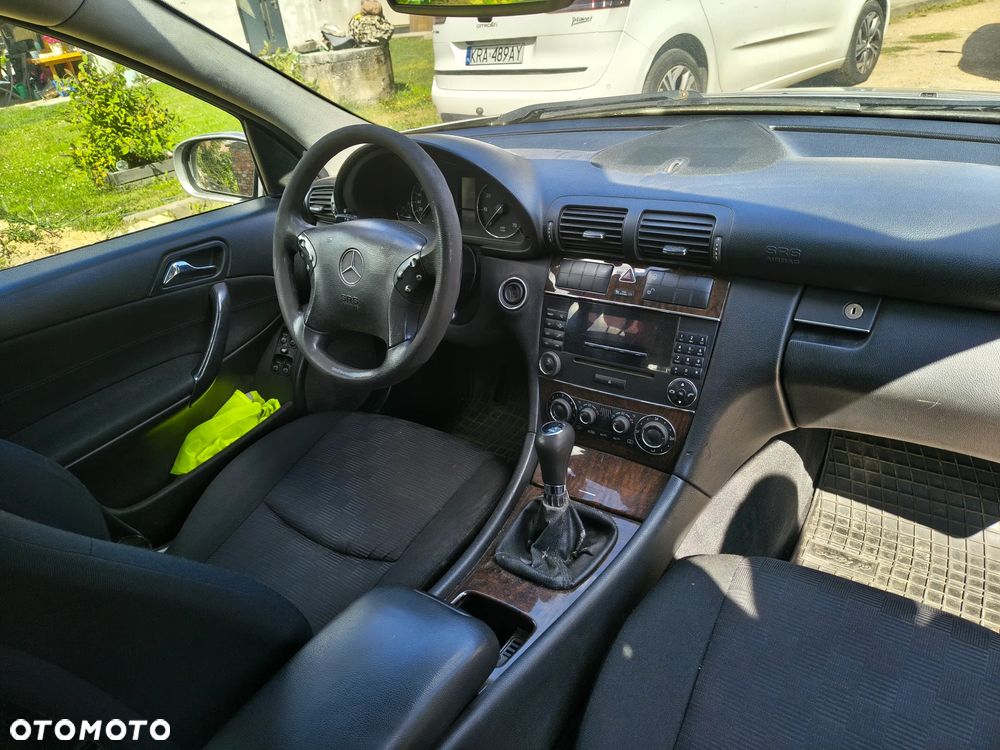 Mercedes-Benz Klasa C 200 T Kompressor Classic - 7