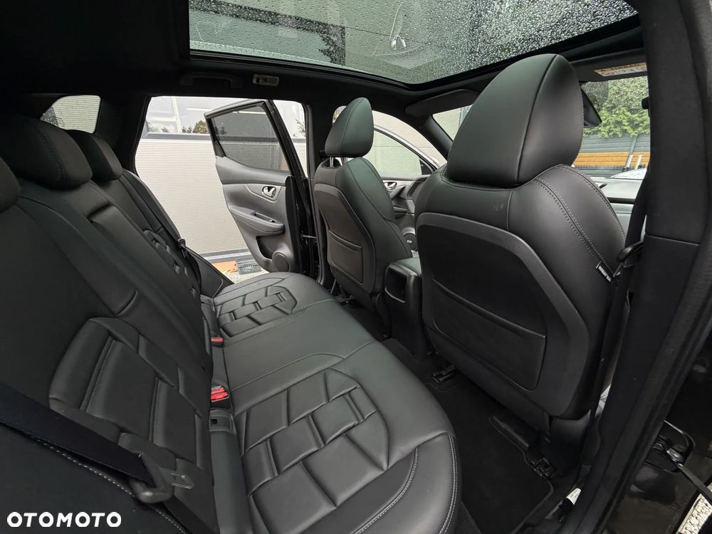 Nissan Qashqai 1.6 DIG-T Tekna+ - 17