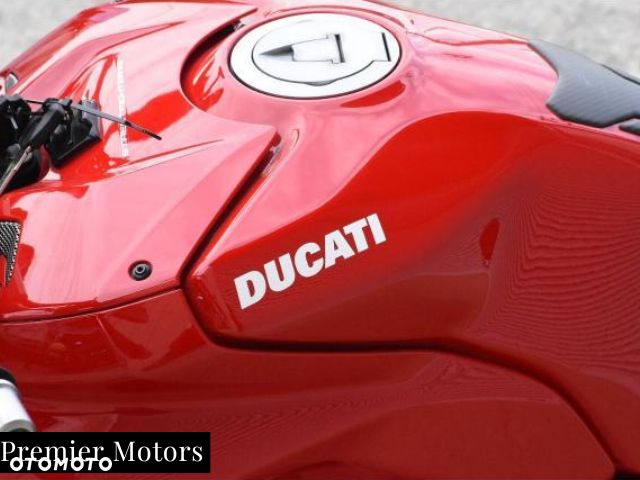 Ducati Streetfighter V4 - 4