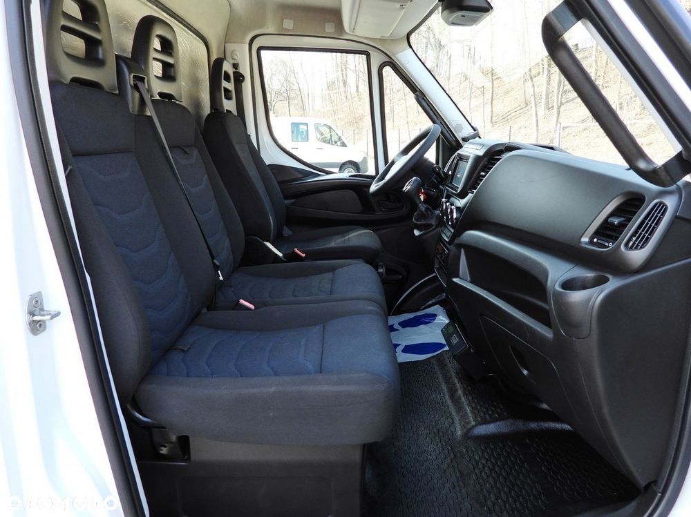 Iveco DAILY CHŁODNIA KONTENER -10*C WINDA 9 PALET ZASILANIE 230V TEMPOMAT PNEUMATYKA AUTOMAT HI-MATIC BLIŹNIACZE KOŁA KLIMATYZACJA  170KM - 39