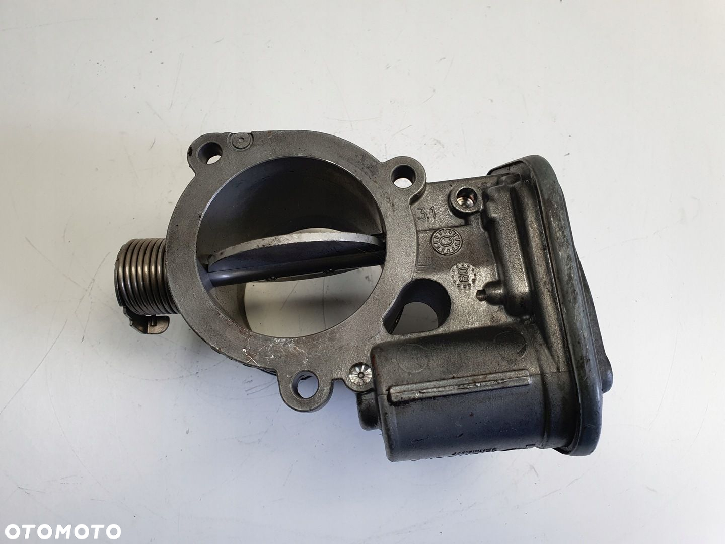 BMW E87 E90 E91 2.0 D N47 PRZEPUSTNICA 780437301 - 2