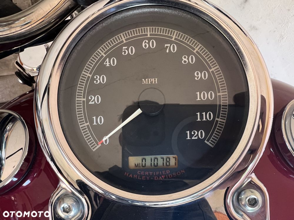 Harley-Davidson Dyna Wide Glide - 9