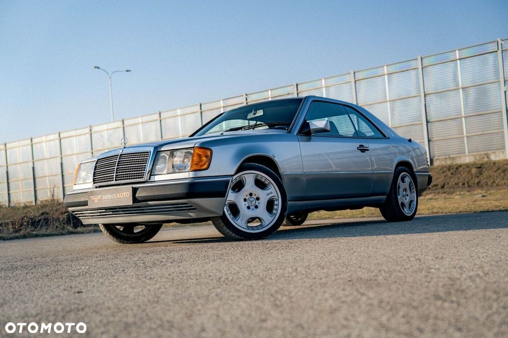 Mercedes-Benz Klasa E 320 - 14