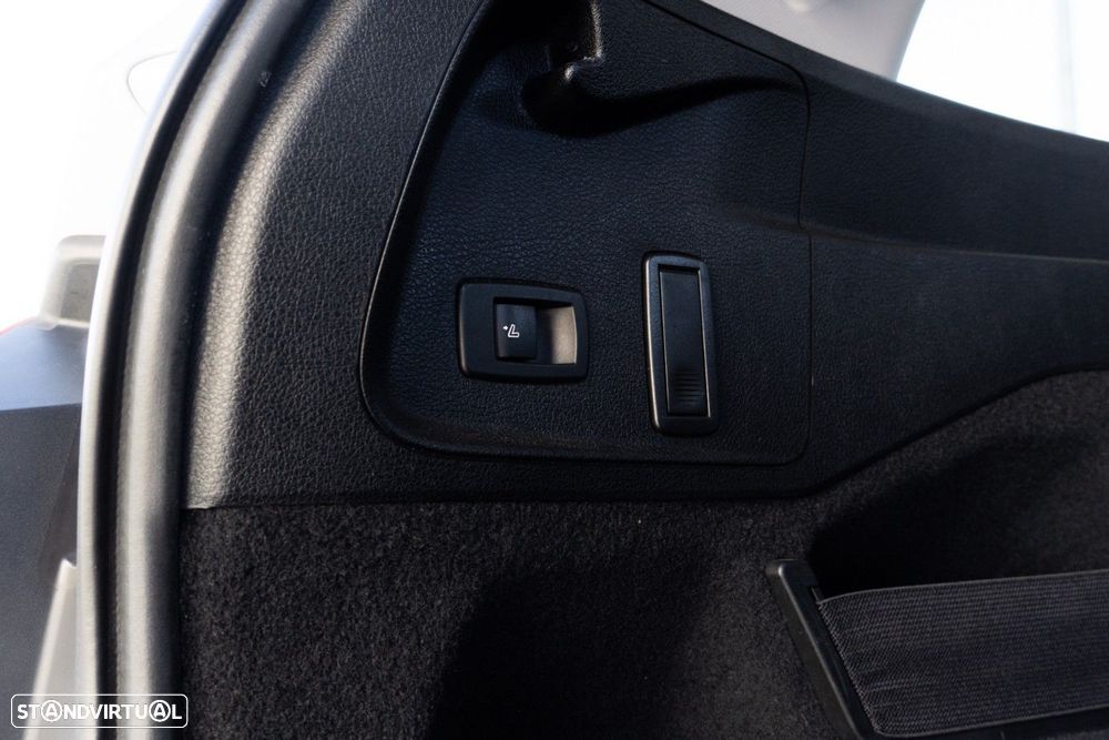 BMW 216 Gran Tourer d 7L Line Sport - 35