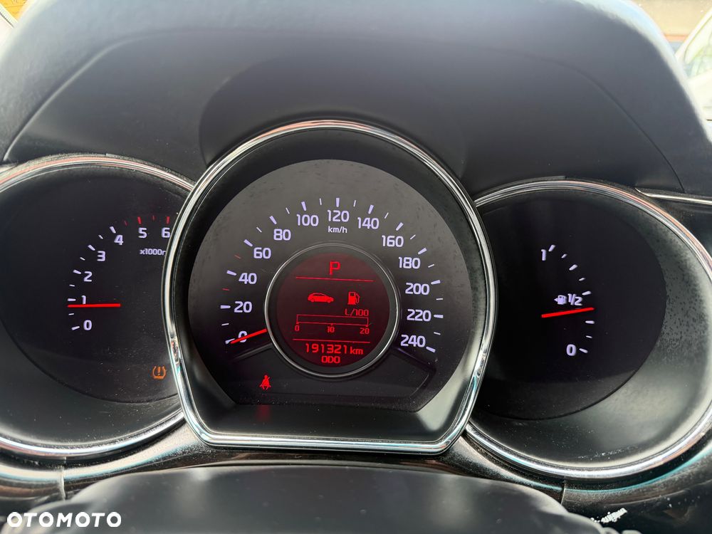Kia Ceed - 22