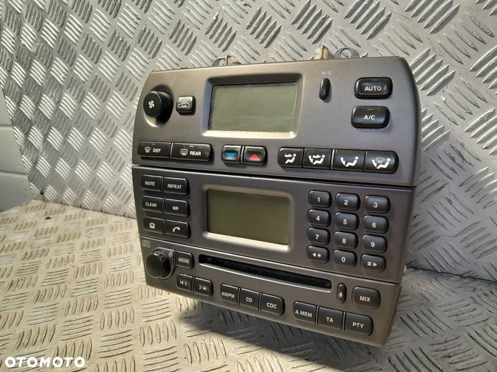 RADIO PANEL NAWIEWU 4X43-18B876-AC JAGUAR X-TYPE - 2