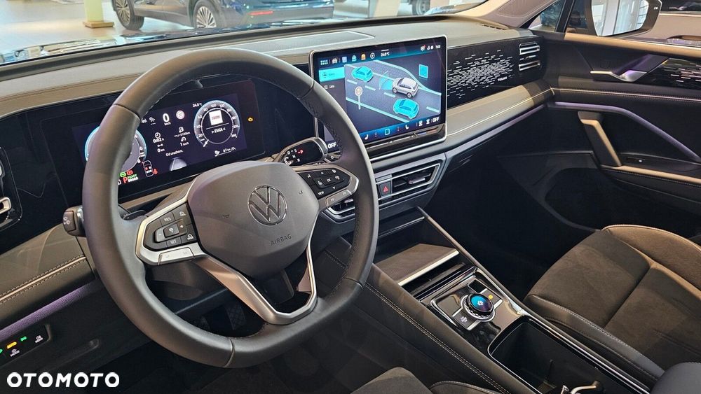 Volkswagen Tiguan - 13