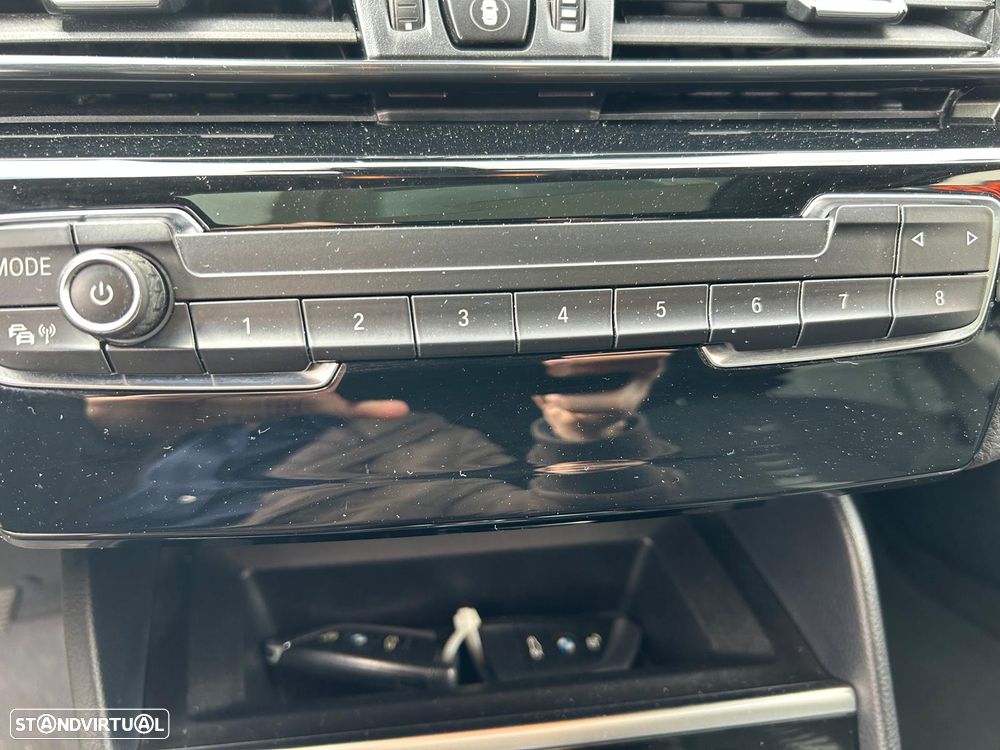 BMW 230xe Active Tourer - 20