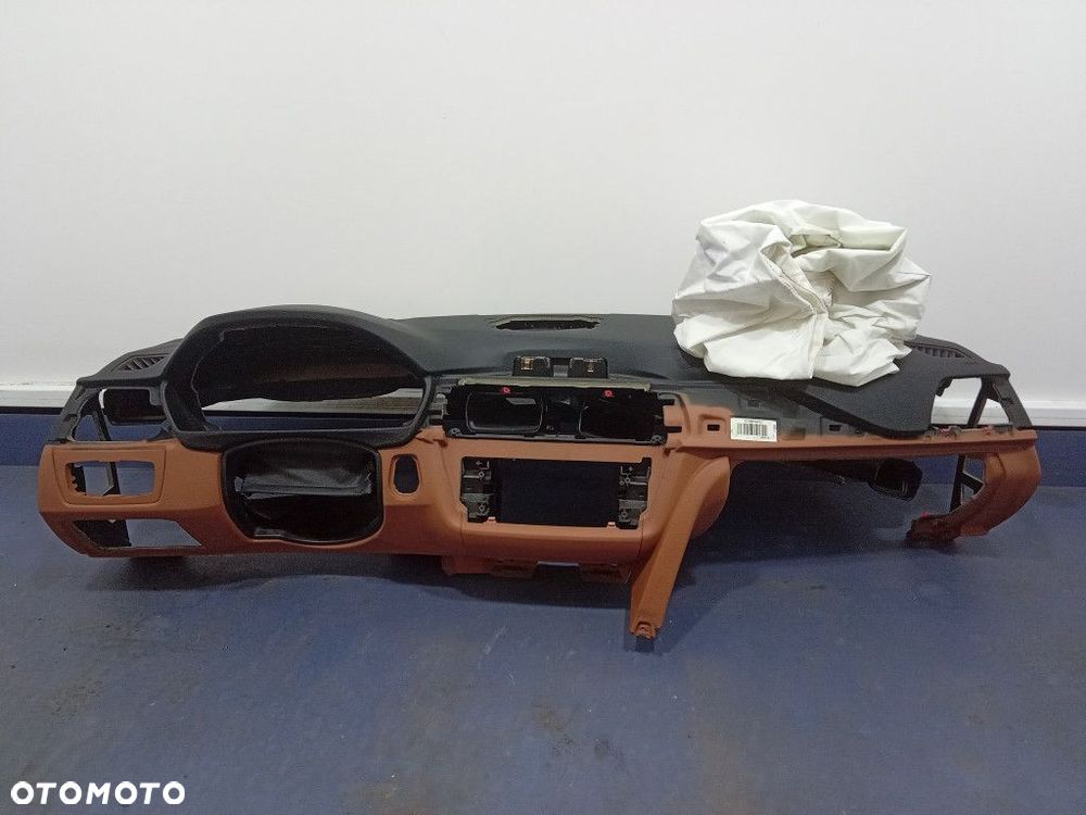 BMW 3 F30 F31 F32 DESKA ROZDZIELCZA KONSOLA EU 9218490 - 2