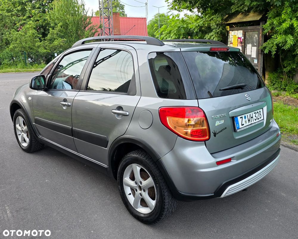 Suzuki SX4 - 4