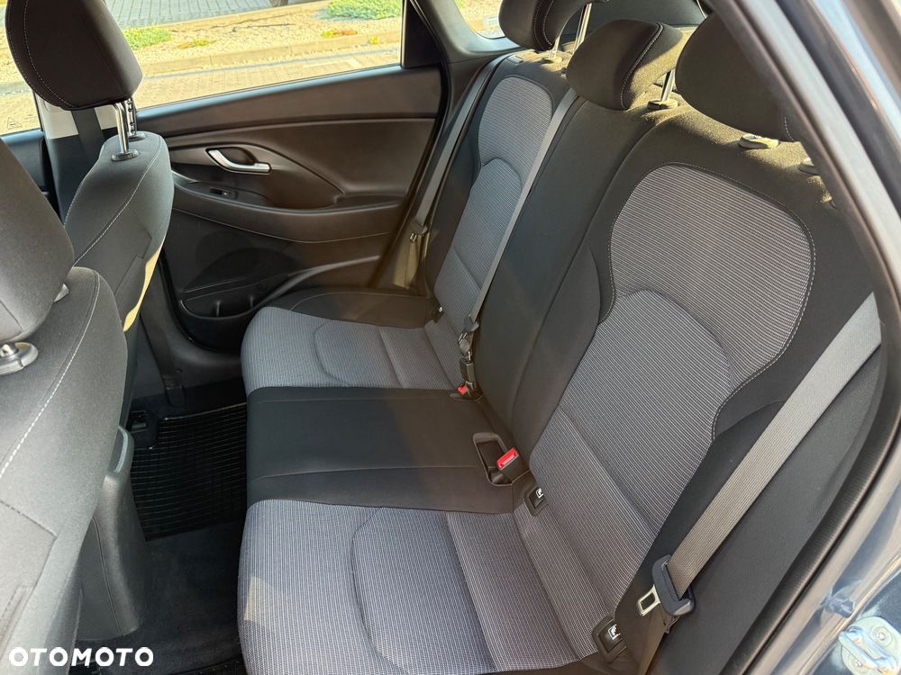 Hyundai i30 1.5 DPI Comfort - 14