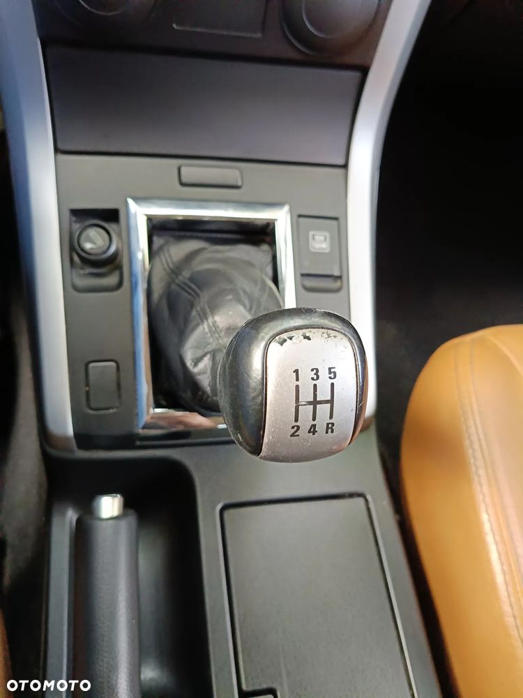Suzuki Grand Vitara - 18