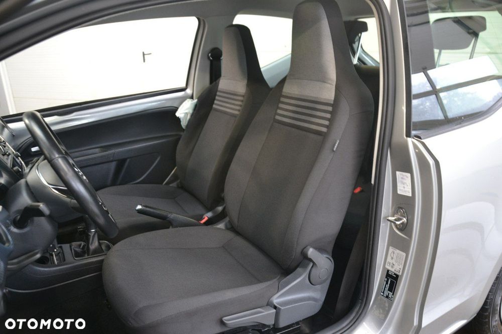 Volkswagen up! - 12