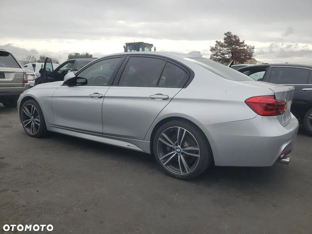 BMW Seria 3 340i M Sport - 3