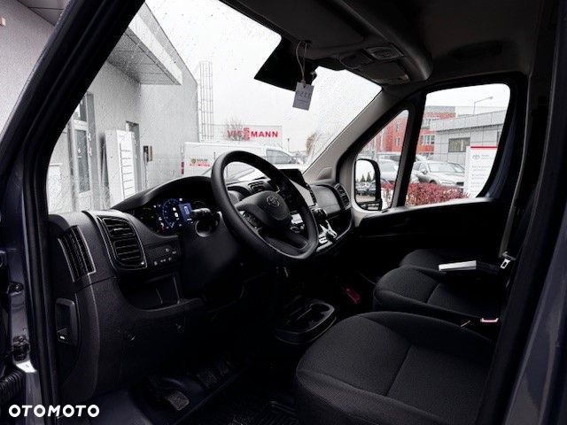 Toyota PROACE MAX - 8