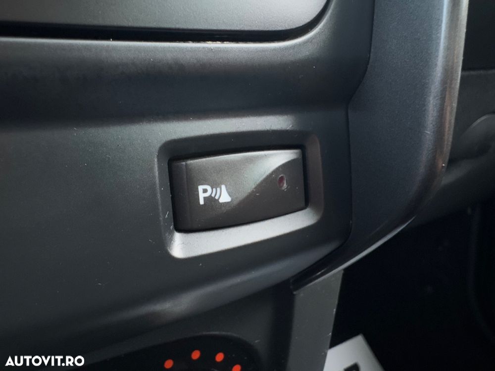 Dacia Duster 1.5 dCi 4x2 Laureate - 18