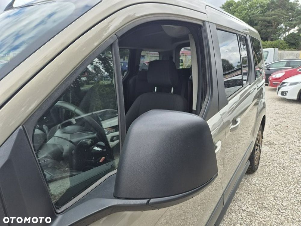 Ford Tourneo Connect Grand - 10