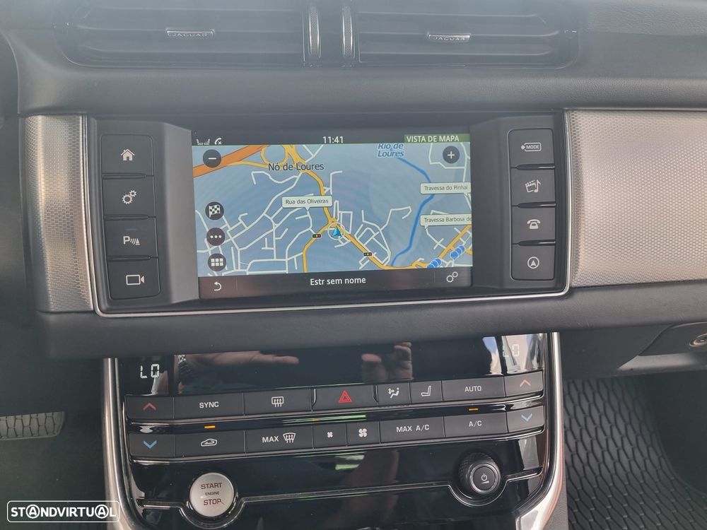 Jaguar XF 20d Aut. R-Sport - 27