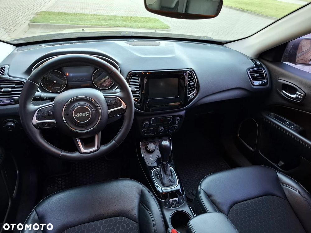 Jeep Compass - 16