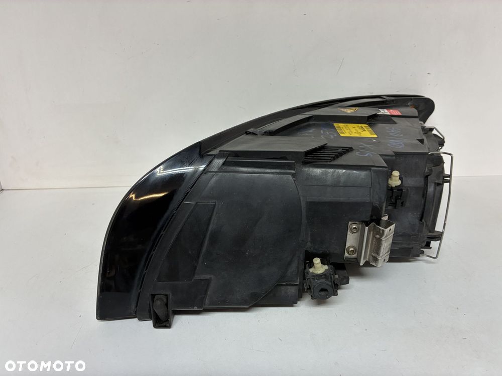 VOLVO S40 V50 LAMPA PRZÓD PRZEDNIA PRAWA  EUROPA 30678917 XENON SOCZEWKA - 8