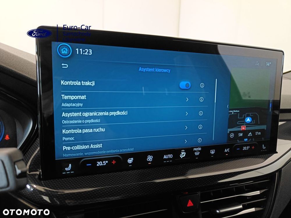 Ford Focus 1.0 EcoBoost mHEV ST-Line X - 25