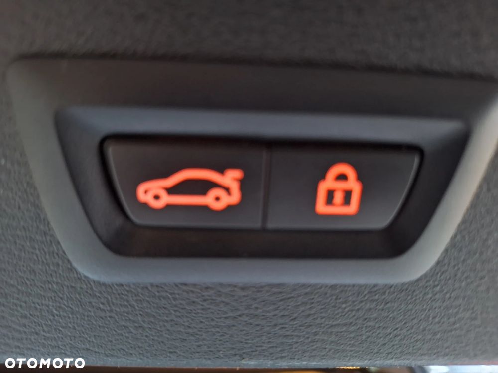 BMW X1 sDrive16d Advantage - 15