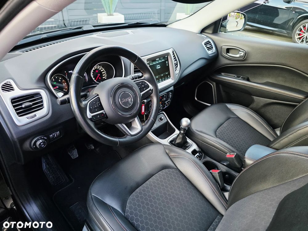 Jeep Compass 1.6 MultiJet Longitude - 37