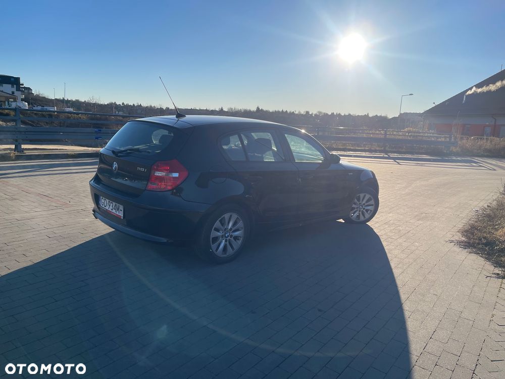 BMW Seria 1 116i - 1
