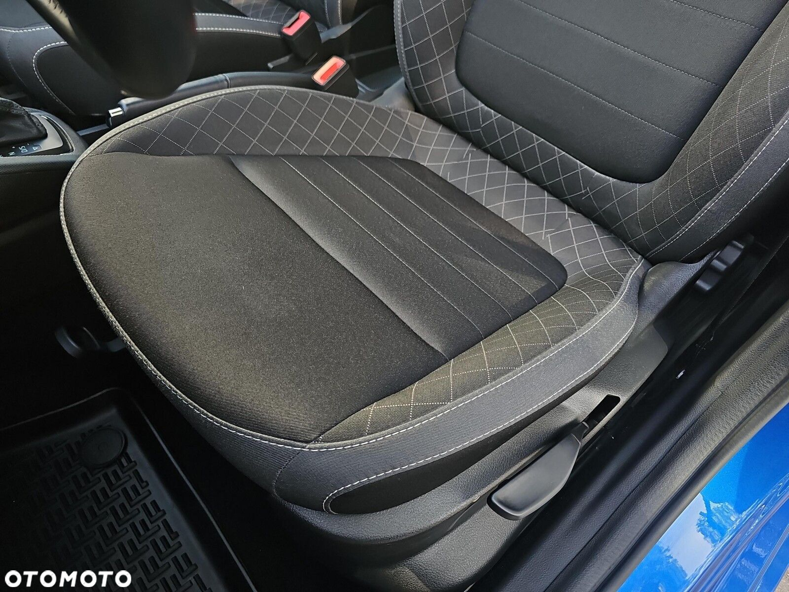 Skoda Fabia 1.0 TSI Ambition DSG - 21