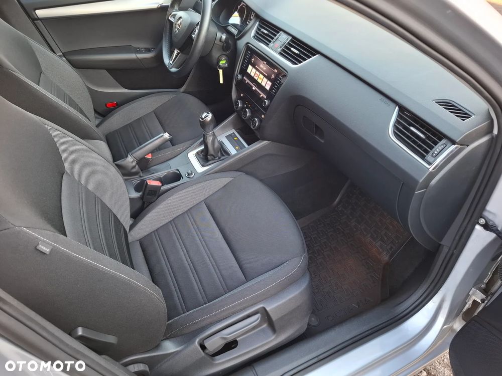Skoda Octavia 1.5 TSI ACT Ambition - 27